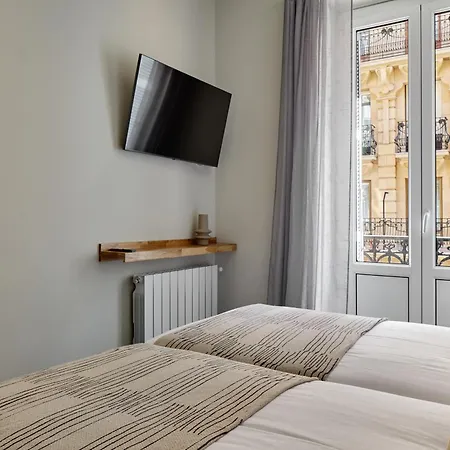 Urbieta By Feelfree * サン・セバスティアン